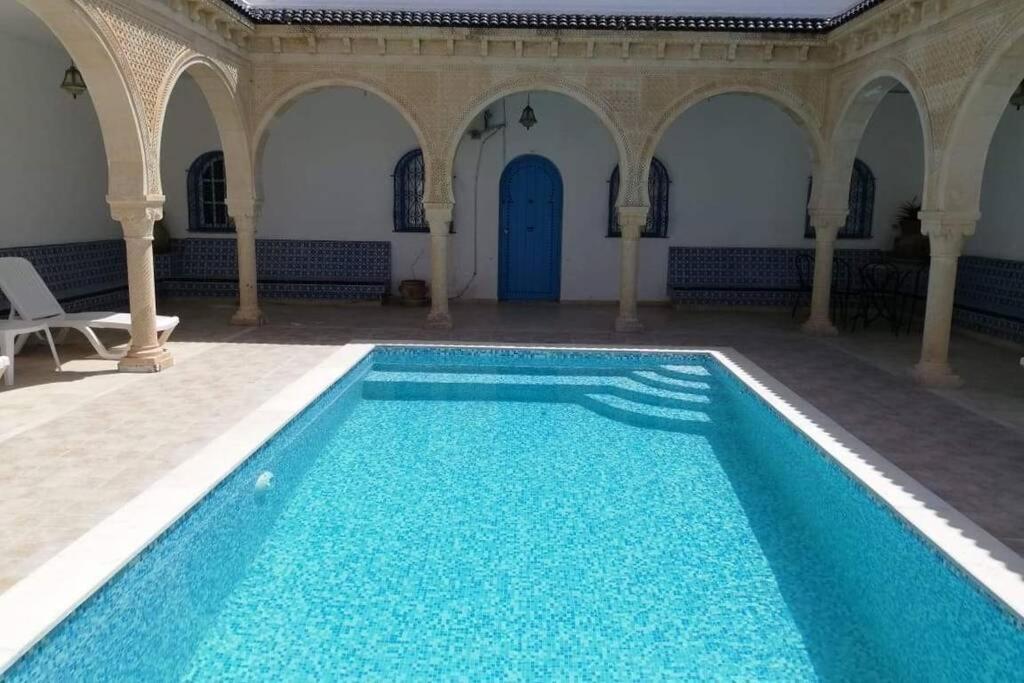 Maison Typiques Houmt Souk  Bagian luar foto