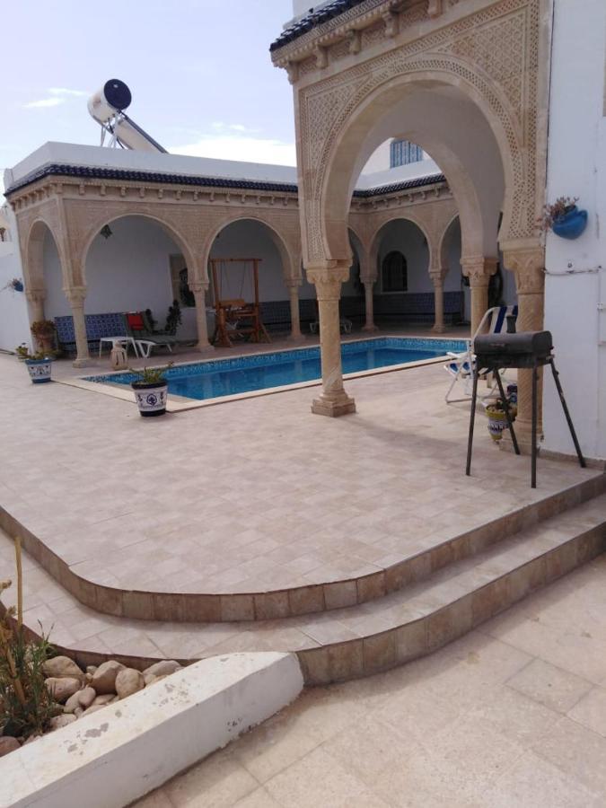 Maison Typiques Houmt Souk  Bagian luar foto